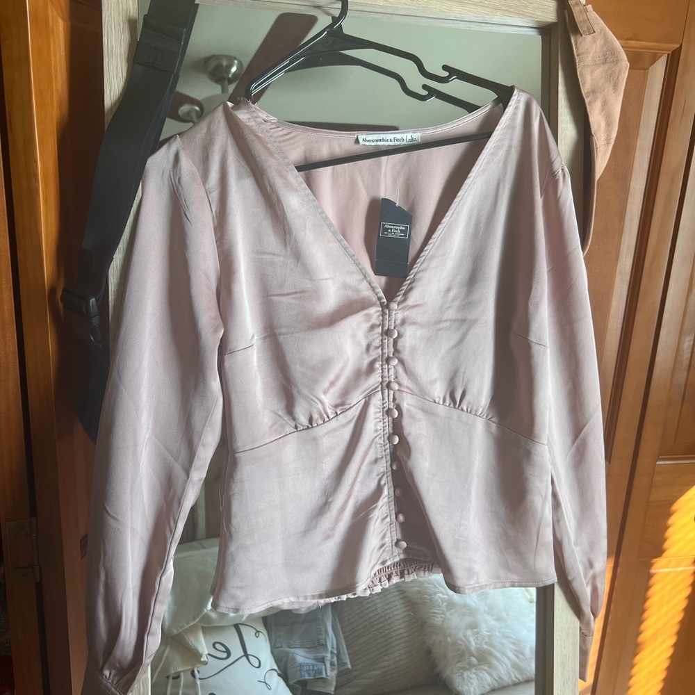 Abercrombie & Fitch Dusty Rose Button-Front Blouse